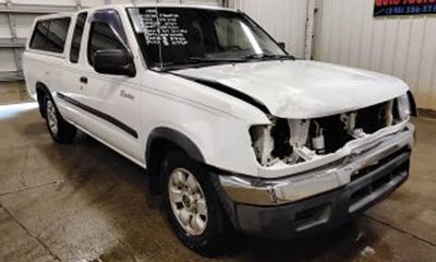 1999 Nissan Frontier XE