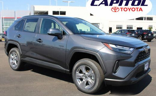 2022 Toyota RAV4 XLE