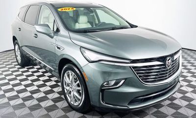 2024 Buick Enclave Essence