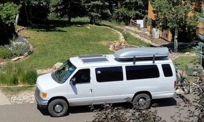 2006 Ford E-350 XL Wagon
