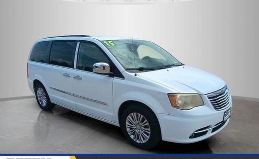 2015 Chrysler Town AND Country