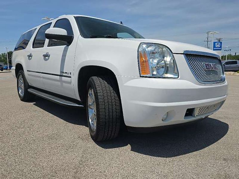 2009 Gmc Yukon Xl — a typically priced live listing