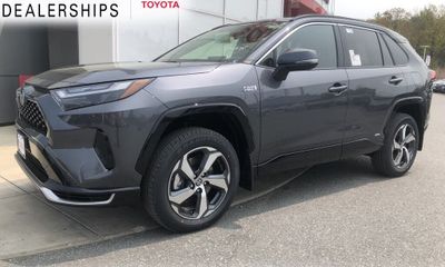 2023 Toyota RAV4 Prime PHEV SE
