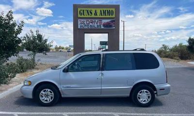 1998 Nissan Quest XE
