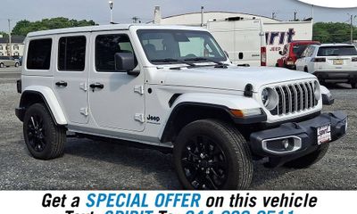 2025 Jeep Wrangler Sahara 4XE