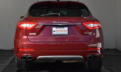 2017 Maserati Levante Sport