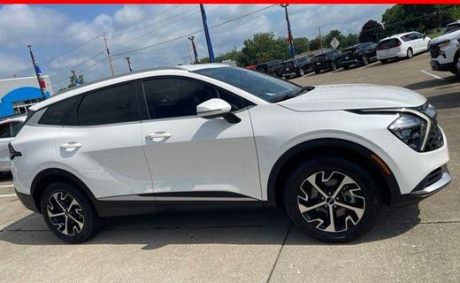 2023 Kia Sportage EX
