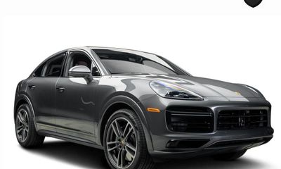 2023 Porsche Cayenne Turbo Coupe