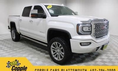 2017 GMC Sierra Denali