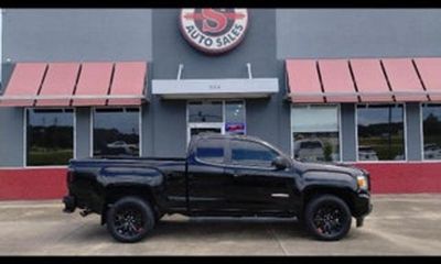 2022 GMC Canyon Elevation Standard