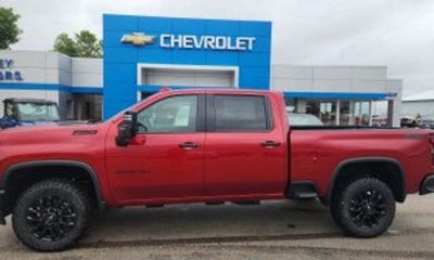 2026 Chevrolet Silverado HD LT
