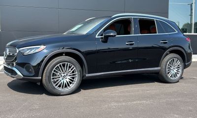2026 Mercedes-Benz GLC-Class GLC300
