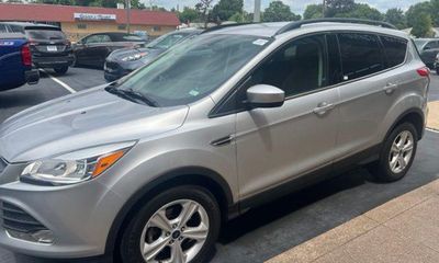 2016 Ford Escape SE