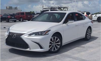 2021 Lexus ES 350 Premium