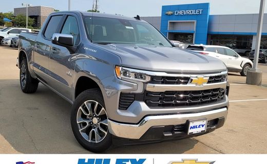 2026 Chevrolet Silverado LT