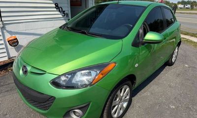 2013 Mazda MAZDA2 Touring GS