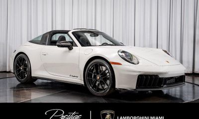 2025 Porsche 911 Targa 4 GTS