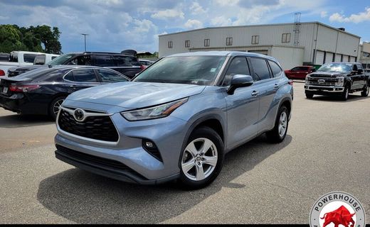 2020 Toyota Highlander LE