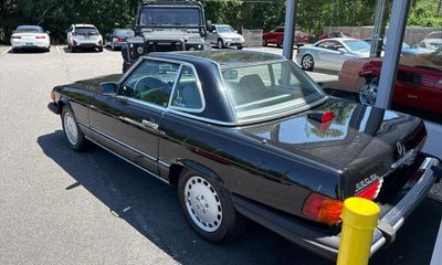 1987 Mercedes-Benz 560 560SL