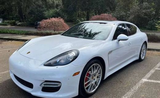 2013 Porsche Panamera