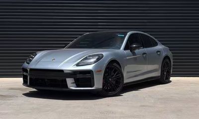 2026 Porsche Panamera GTS