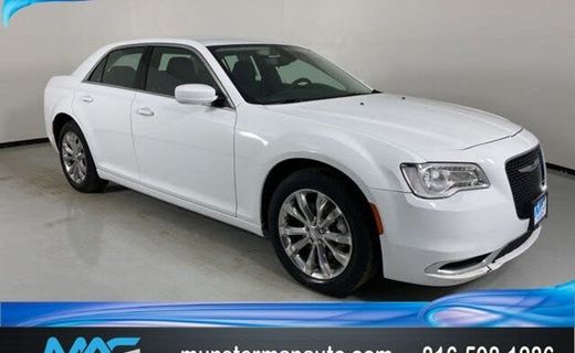 2023 Chrysler 300 Touring