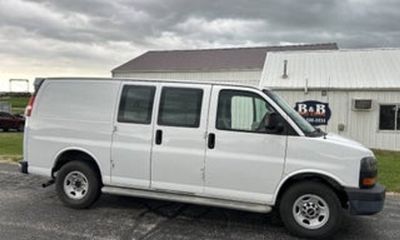2016 GMC Savana 2500