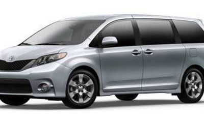 2011 Toyota Sienna Sport