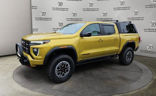 2023 GMC Canyon AT4X