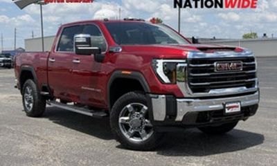 2026 GMC Sierra HD SLT