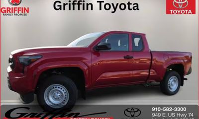 2025 Toyota Tacoma SR Xtracab