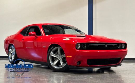 2015 Dodge Challenger SXT
