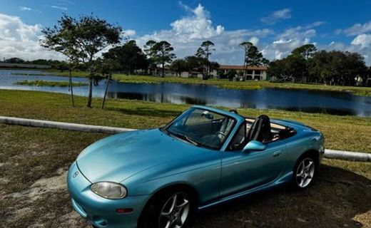 2002 Mazda MX-5