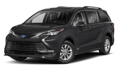 2024 Toyota Sienna LE