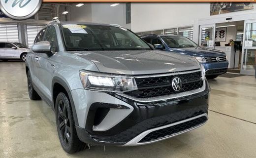 2023 Volkswagen Taos 4MOTION SE