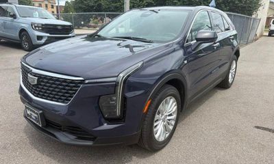 2024 Cadillac XT4 Luxury