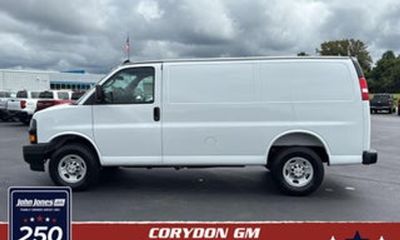 2026 Chevrolet Express 3500 Cutaway 177