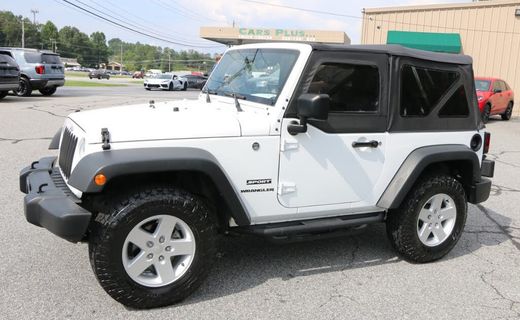 2017 Jeep Wrangler Sport