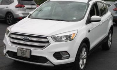 2020 Ford Escape SEL