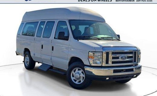 2013 Ford E-250 Extended Cargo VAN
