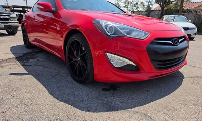 2015 Hyundai Genesis Coupe GLS Middle