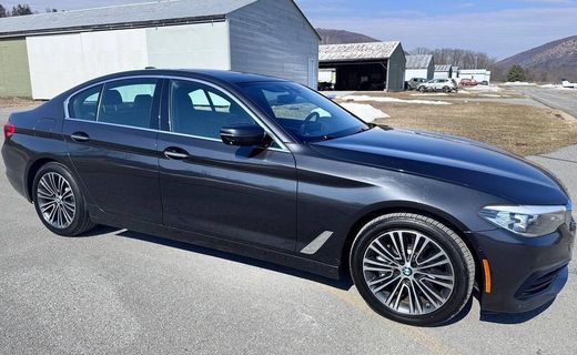 2017 BMW 540I