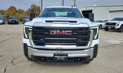 2026 GMC Sierra HD Pro