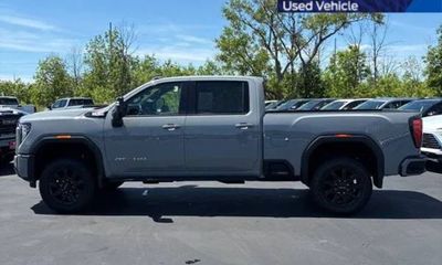 2024 GMC Sierra HD AT4