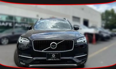 2018 Volvo XC90 Momentum