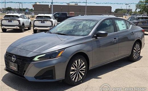 2026 Nissan Altima SV