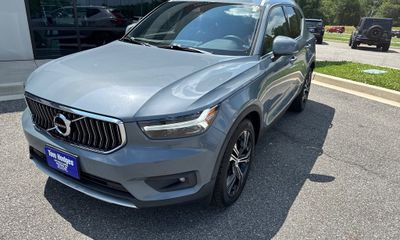 2020 Volvo XC40 Inscription
