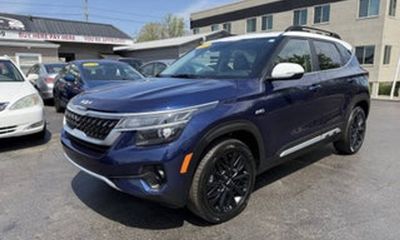 2022 Kia Seltos S Nightfall Edition