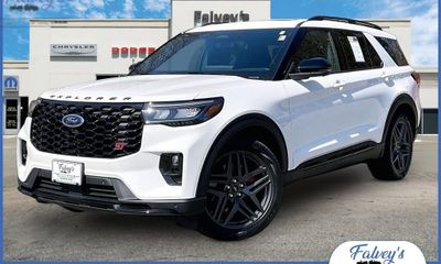 2025 Ford Explorer ST