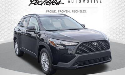 2025 Toyota Corolla Cross LE